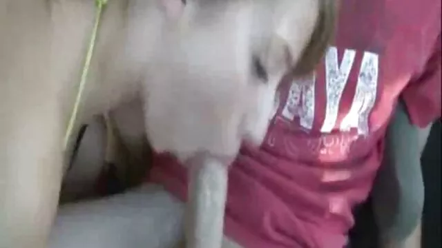 Rabszolga, nagy cicik, a ketrecben, baszik a eret szex lap száját, punci