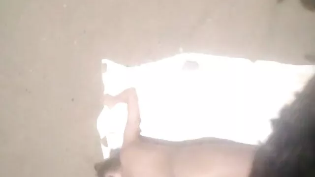 Úgy találja, hogy az idősebb anya sex videok erett szidja a férfit, mert 27 éves.%