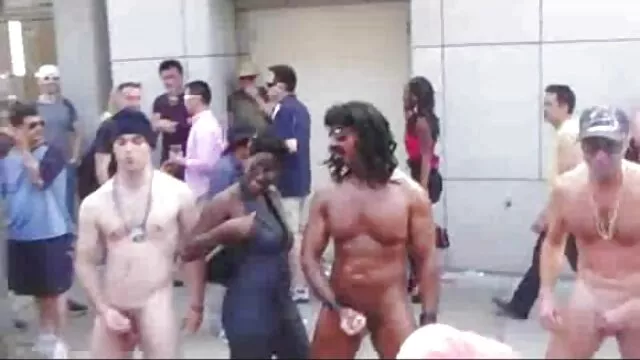 Spanyolország szexvideók érett nők beach babe látható a nyilvánosság előtt!