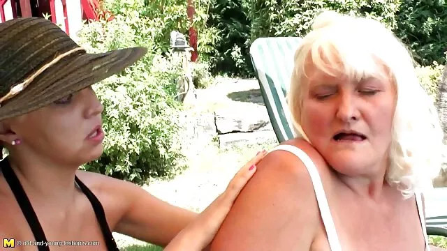 Transzszexuális hercegnő szar érett nők szex videók Rafes kakasok, maszturbál, amíg el nem esik