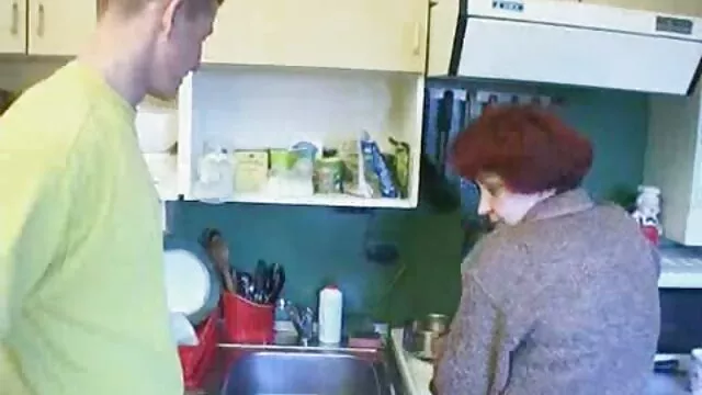 Szexi szőke nő szereti a két fekete férfi érett amatőr szex