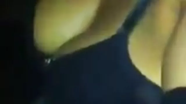 a mostohaapának orális öröme van erett nok szex csokoládé színű kávéval.